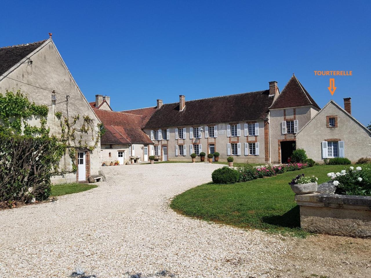 Vila Tourterelle, A Proximite De Auxerre Et Chablis Hauterive  Exteriér fotografie